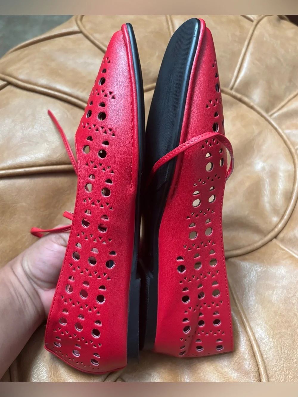 ▪️NWOT SUIARA Red Lace up Ballet Flats Women Square Toe 6